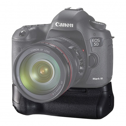 Canon BG-E11 Battery Grip for the 5D MkIII