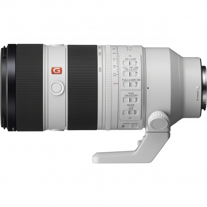 Sony FE 70-200mm f2.8 OSS G Master II lens