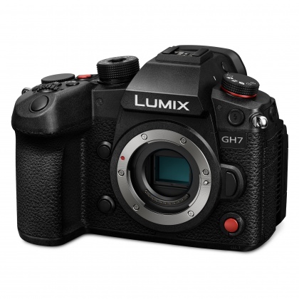 Panasonic Lumix DC-GH7 Mirrorless camera body