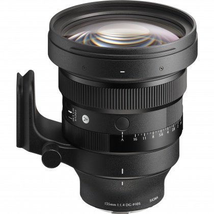 Sigma 135mm F1.4 DG Art lens for Sony FE