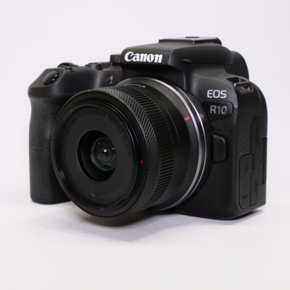 Used Canon EOS R10 Mirrorless Camera with RF-S 18-45mm lens