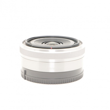 Used Sony E 16mm f2.8 Pancake lens Used Sony E 16mm f2.8 Pancake lens