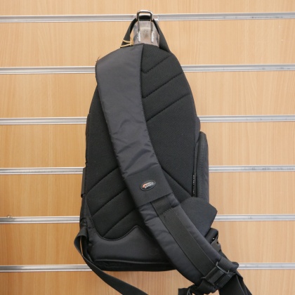 Used Lowepro Slingshot 100 AW cameras sling case