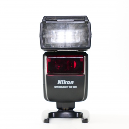 Used Nikon Speedlight SB-600 Used Nikon Speedlight SB-600