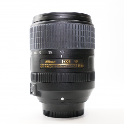 Used Nikon AF-S DX 18-300mm f3.5-6.3 G ED VR lens Used Nikon AF-S DX 18-300mm f3.5-6.3 G ED VR lens