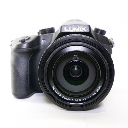 Used Panasonic Lumix DMC-FZ1000 bridge camera