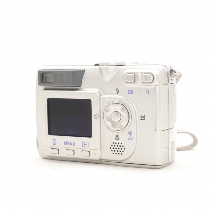 Used Nikon Coolpix 4200 digital compact camera, silver