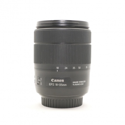 Used Canon EF-S 18-135mm f3.5-5.6 IS USM lens Used Canon EF-S 18-135mm f3.5-5.6 IS USM lens