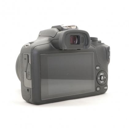 Used Canon EOS R100 Mirrorless Camera with 18-45mm lens Used Canon EOS R100 Mirrorless Camera with 18-45mm lens