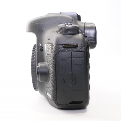 Used Canon EOS 7D Mk II DSLR body Used Canon EOS 7D Mk II DSLR body