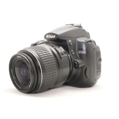 Used Nikon D5000 DSLR with 18-55mm lens Used Nikon D5000 DSLR with 18-55mm lens
