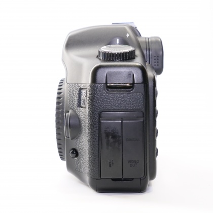 Used Canon EOS 5D Full-frame DSLR body Used Canon EOS 5D Full-frame DSLR body