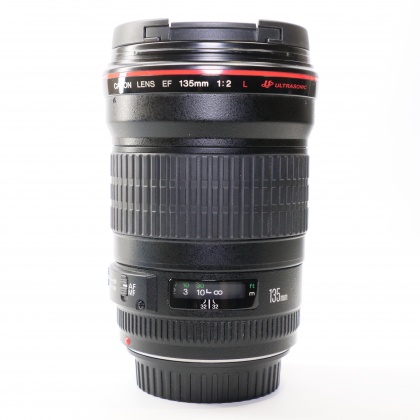 Used Canon EF 135mm f2 L USM lens Used Canon EF 135mm f2 L USM lens