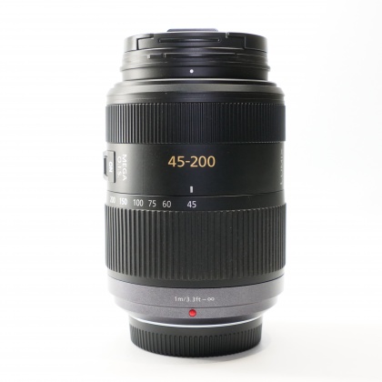 Used Panasonic Lumix 45-200mm f4-5.6 MEGA OIS lens Used Panasonic Lumix 45-200mm f4-5.6 MEGA OIS lens