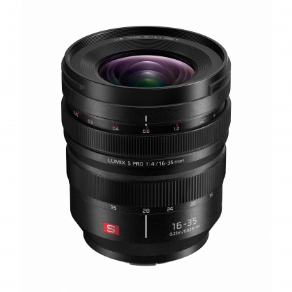 Panasonic Lumix S Pro 16-35mm f4 L-Mount lens