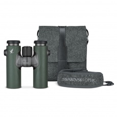 Swarovski Optik 8x30 CL Companion Binoculars, Green with Northen Lights Pack Swarovski Optik 8x30 CL Companion Binoculars, Green with Northen Lights Pack