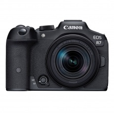 Canon EOS R7 Mirrorless Camera with RF-S 18-150mm lens