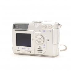 Used Nikon Coolpix 4200 digital compact camera, silver Used Nikon Coolpix 4200 digital compact camera, silver