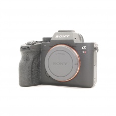 Used Sony Alpha 7 IV Full-frame Mirrorless camera body Used Sony Alpha 7 IV Full-frame Mirrorless camera body