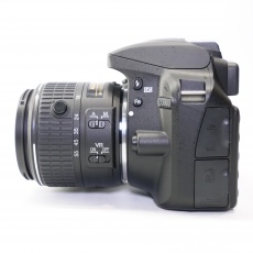 Used Nikon D3300 DSLR with 18-55mm lens Used Nikon D3300 DSLR with 18-55mm lens