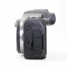 Used Canon EOS R7 Mirrorless camera body Used Canon EOS R7 Mirrorless camera body